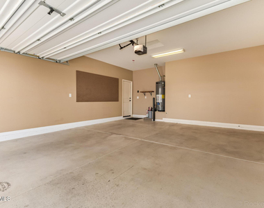 2057 W Kenton Way - Photo Thumbnail 27