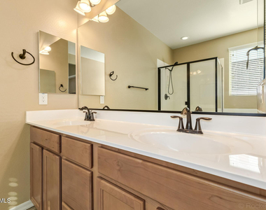 2057 W Kenton Way - Photo Thumbnail 16
