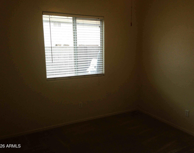 2592 E Brooks Street - Photo Thumbnail 11