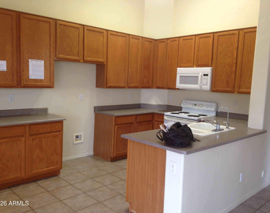 2592 E Brooks Street - Photo Thumbnail 3