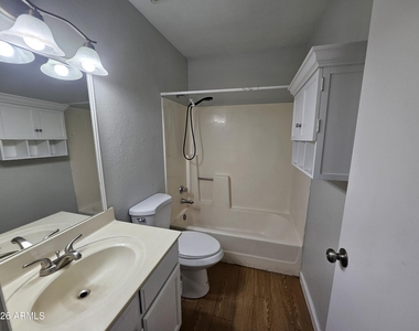 520 N Stapley Drive - Photo Thumbnail 9