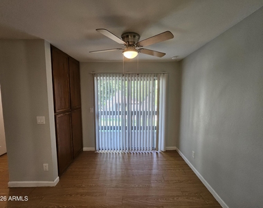 520 N Stapley Drive - Photo Thumbnail 3