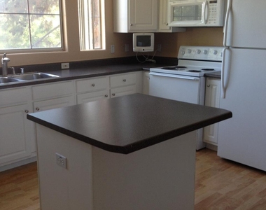 4465 E Paradise Village Parkway S - Photo Thumbnail 3