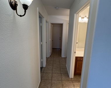 3250 E Ford Avenue - Photo Thumbnail 9
