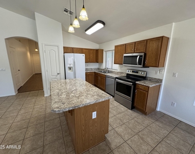 3250 E Ford Avenue - Photo Thumbnail 2