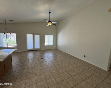 3250 E Ford Avenue - Photo Thumbnail 3