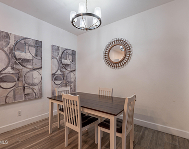 9600 N 96th Street - Photo Thumbnail 4