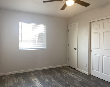 2650 E Mckellips Road - Photo Thumbnail 8