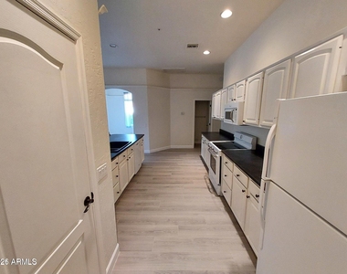 12239 N Chama Drive - Photo Thumbnail 8