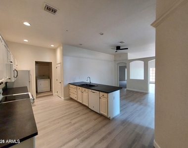 12239 N Chama Drive - Photo Thumbnail 7