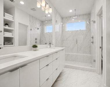 1510 N Washington Avenue - Photo Thumbnail 13