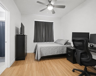 1510 N Washington Avenue - Photo Thumbnail 15