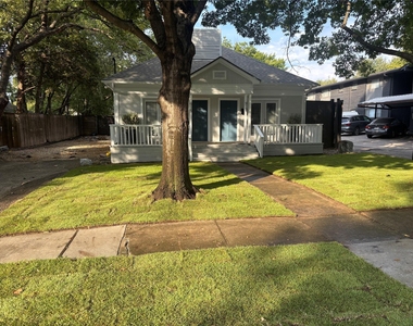915 Annex Avenue - Photo Thumbnail 1
