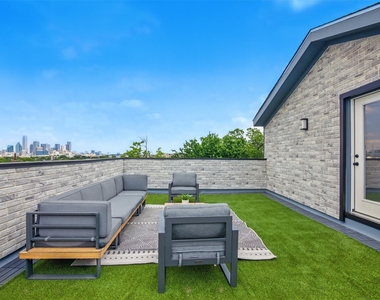 430 E 8th - Photo Thumbnail 24