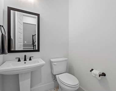 2541 Forestbrook Drive - Photo Thumbnail 33