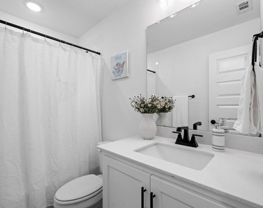 2541 Forestbrook Drive - Photo Thumbnail 26