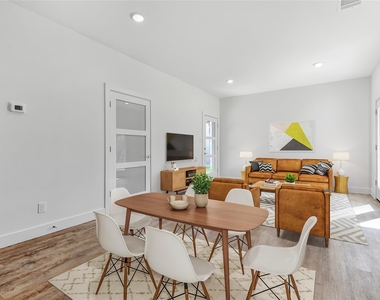 3260 W Crawford Street - Photo Thumbnail 8