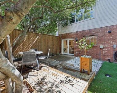 18765 Vista Del Sol - Photo Thumbnail 30