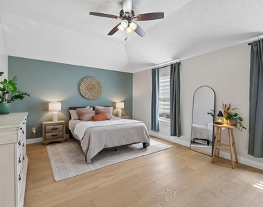 18765 Vista Del Sol - Photo Thumbnail 23