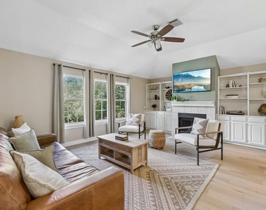 18765 Vista Del Sol - Photo Thumbnail 19