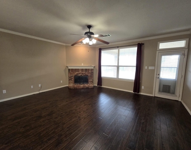 213 Willet Court - Photo Thumbnail 1