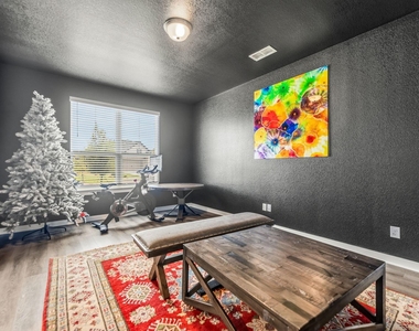 3149 Redbud Flower Trail - Photo Thumbnail 4