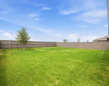3149 Redbud Flower Trail - Photo Thumbnail 29