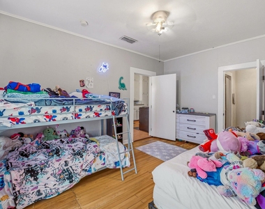 730 N Ollie Street - Photo Thumbnail 17