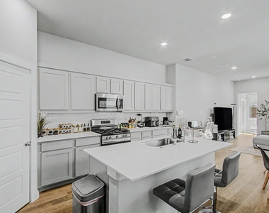 415 Travine Drive - Photo Thumbnail 1