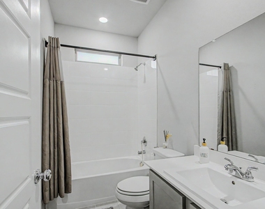 415 Travine Drive - Photo Thumbnail 19