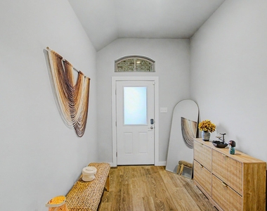 415 Travine Drive - Photo Thumbnail 21