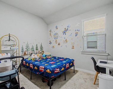 415 Travine Drive - Photo Thumbnail 17