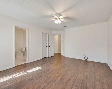 2528 Big Spring Drive - Photo Thumbnail 9