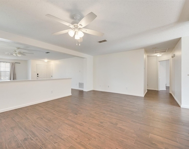 2528 Big Spring Drive - Photo Thumbnail 3