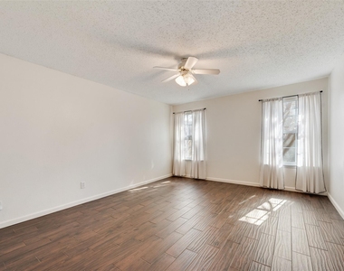 2528 Big Spring Drive - Photo Thumbnail 8