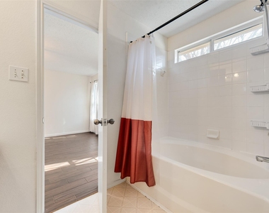 2528 Big Spring Drive - Photo Thumbnail 11