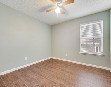 2528 Big Spring Drive - Photo Thumbnail 13