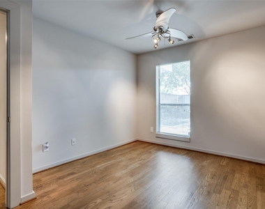 4213 Dickason Avenue - Photo Thumbnail 8