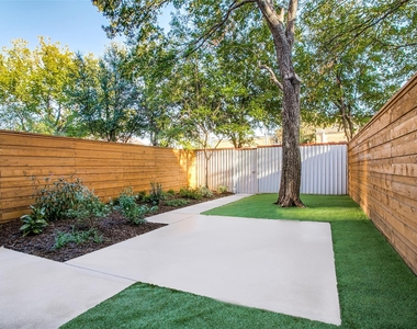 4213 Dickason Avenue - Photo Thumbnail 27