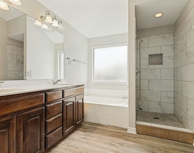 417 Brookhollow Lane - Photo Thumbnail 14