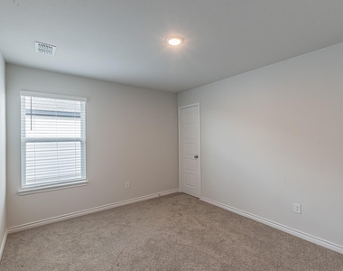 2421 Dahlia Drive - Photo Thumbnail 26