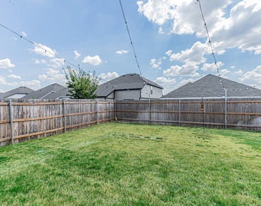 2421 Dahlia Drive - Photo Thumbnail 33