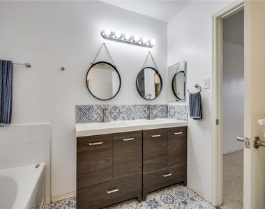 1428 Laurel Hall Lane - Photo Thumbnail 14