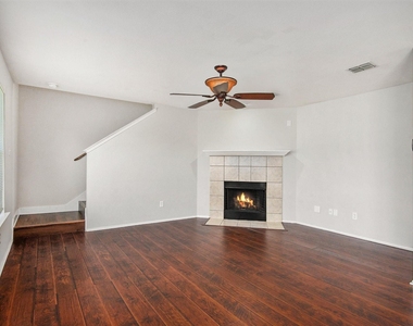 4225 Silverwood Trail - Photo Thumbnail 1
