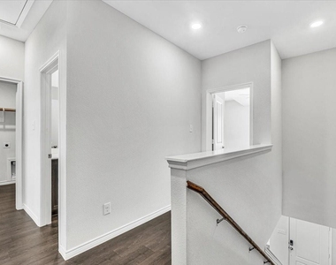 2169 Steer Creek Place - Photo Thumbnail 19