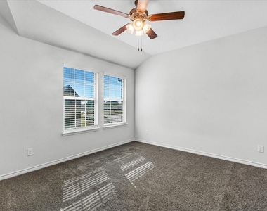 2169 Steer Creek Place - Photo Thumbnail 32
