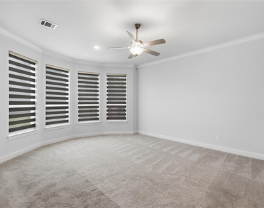 2101 Hebert Court - Photo Thumbnail 11