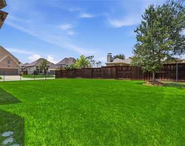 2101 Hebert Court - Photo Thumbnail 31
