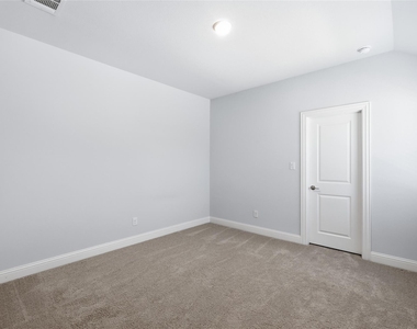 2101 Hebert Court - Photo Thumbnail 24