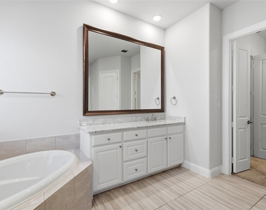 2101 Hebert Court - Photo Thumbnail 15